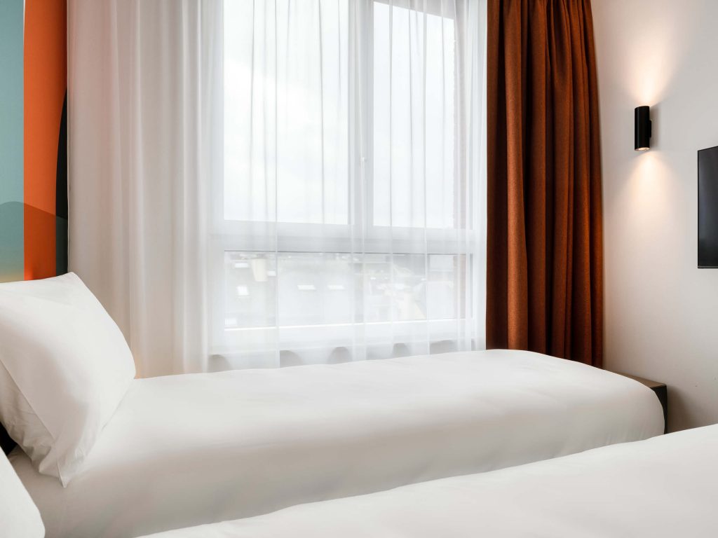 hotel namur 7505 twin room 4 18600 0